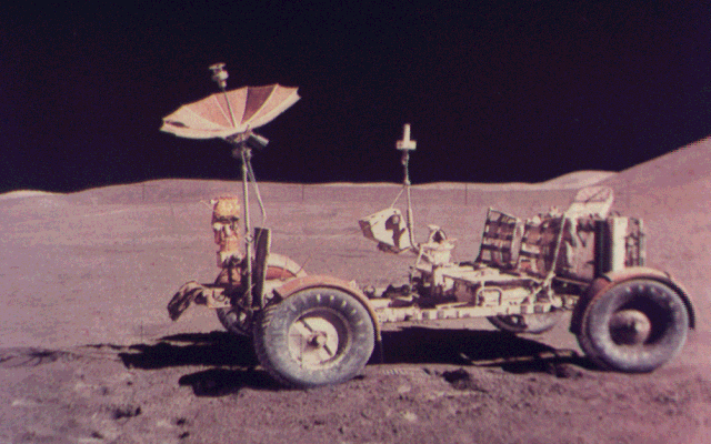 Lunar Rover.gif (129713 bytes)